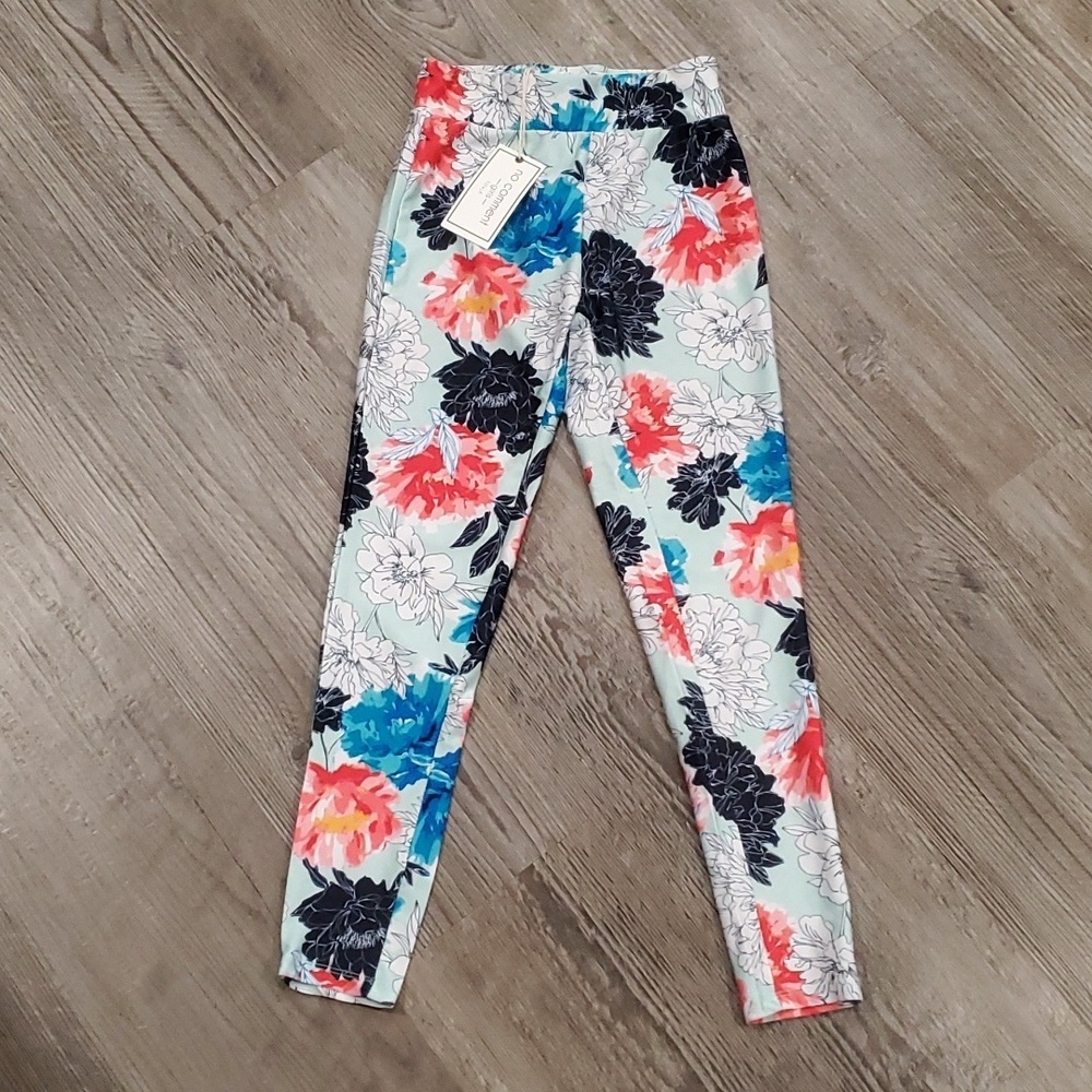 No Comment Floral Leggings Size Small 7/8
